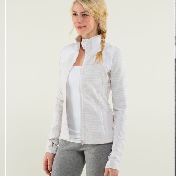 lululemon Forme Jacket Full Zip Dune White Sz 6 - Picture 16 of 16